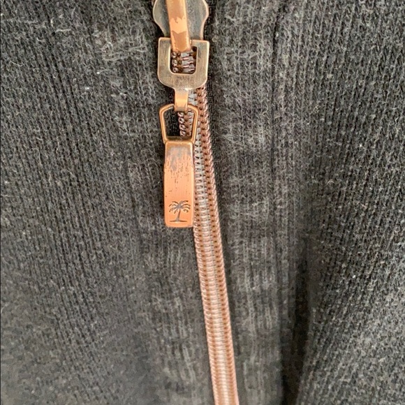 Tommy Bahama reversible men’s pullover - Picture 2 of 4